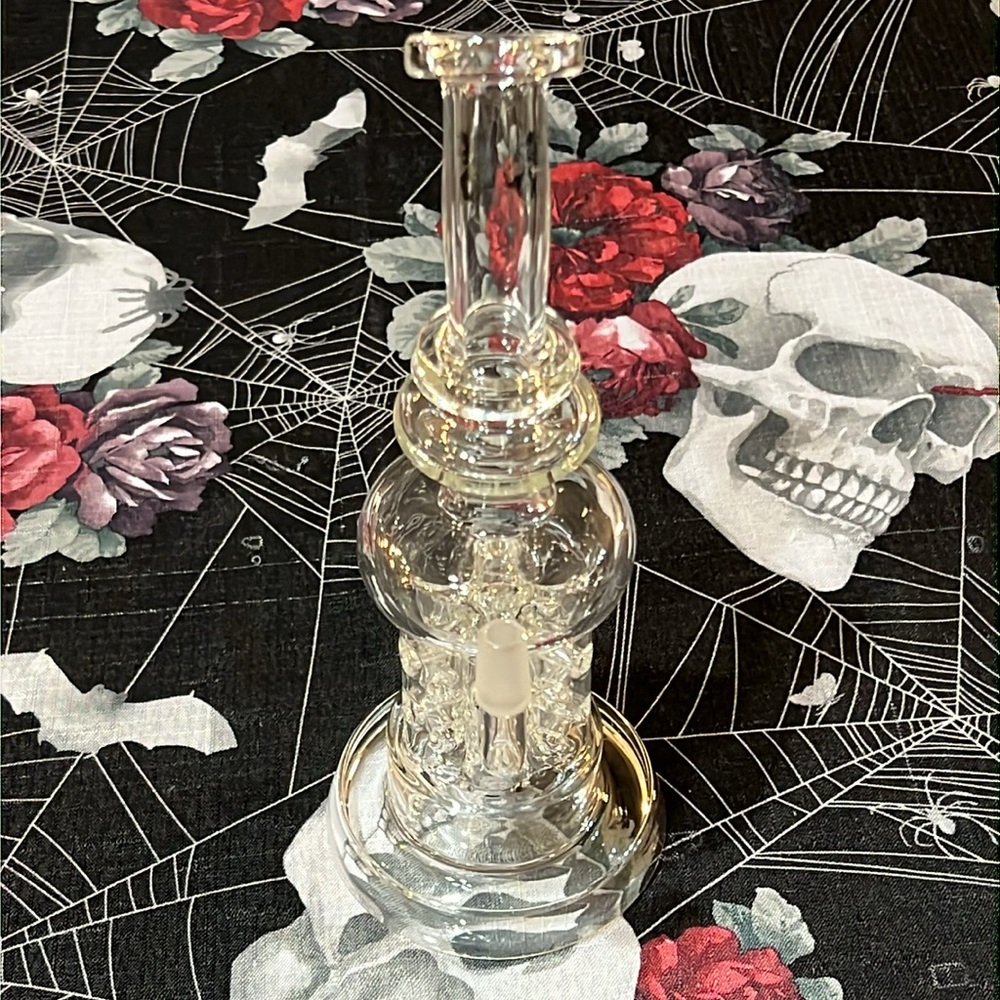 BRAND NEW 2017 CHALICE HITMAN GLASS EXCLUSIVE JUDGES ONLY 11” GLASS DAB RIG RARE